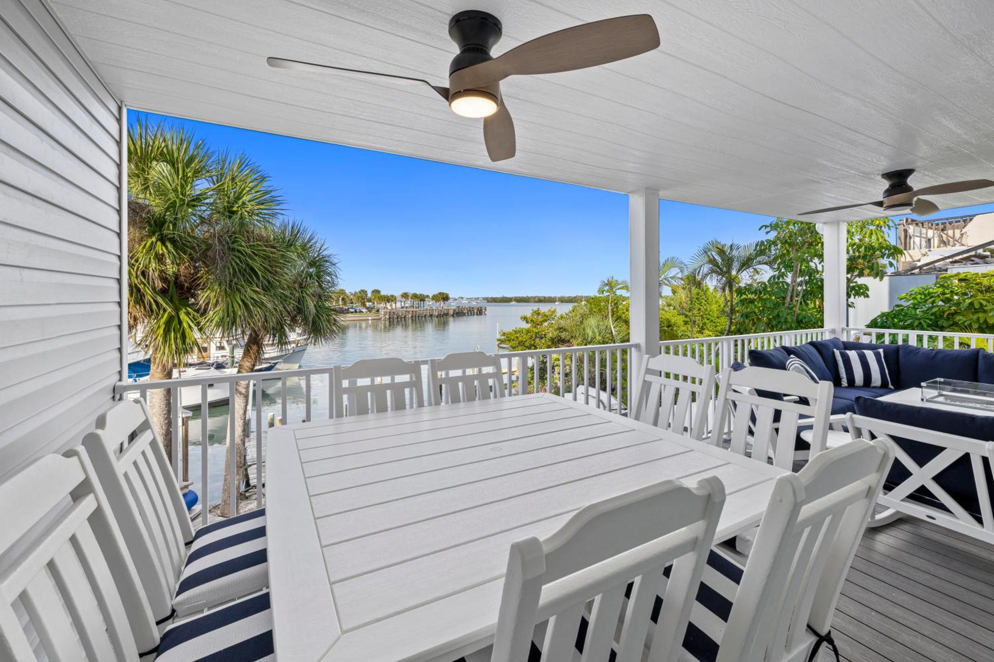 Chadwick Cove Marina Aparthotel Englewood Exterior photo